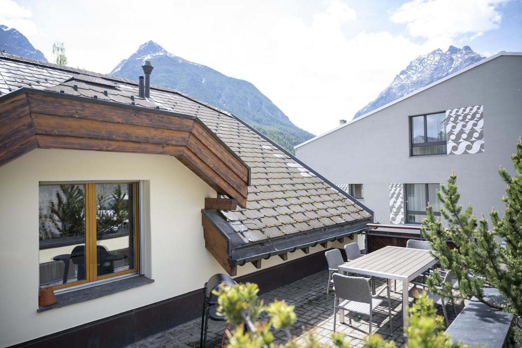 Chasa Stradun 400 Appartement Scuol Buitenkant foto